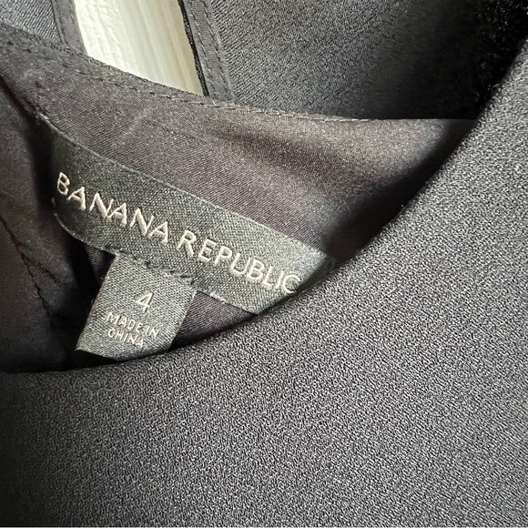 Banana Republic LBD - Picture 4 of 4